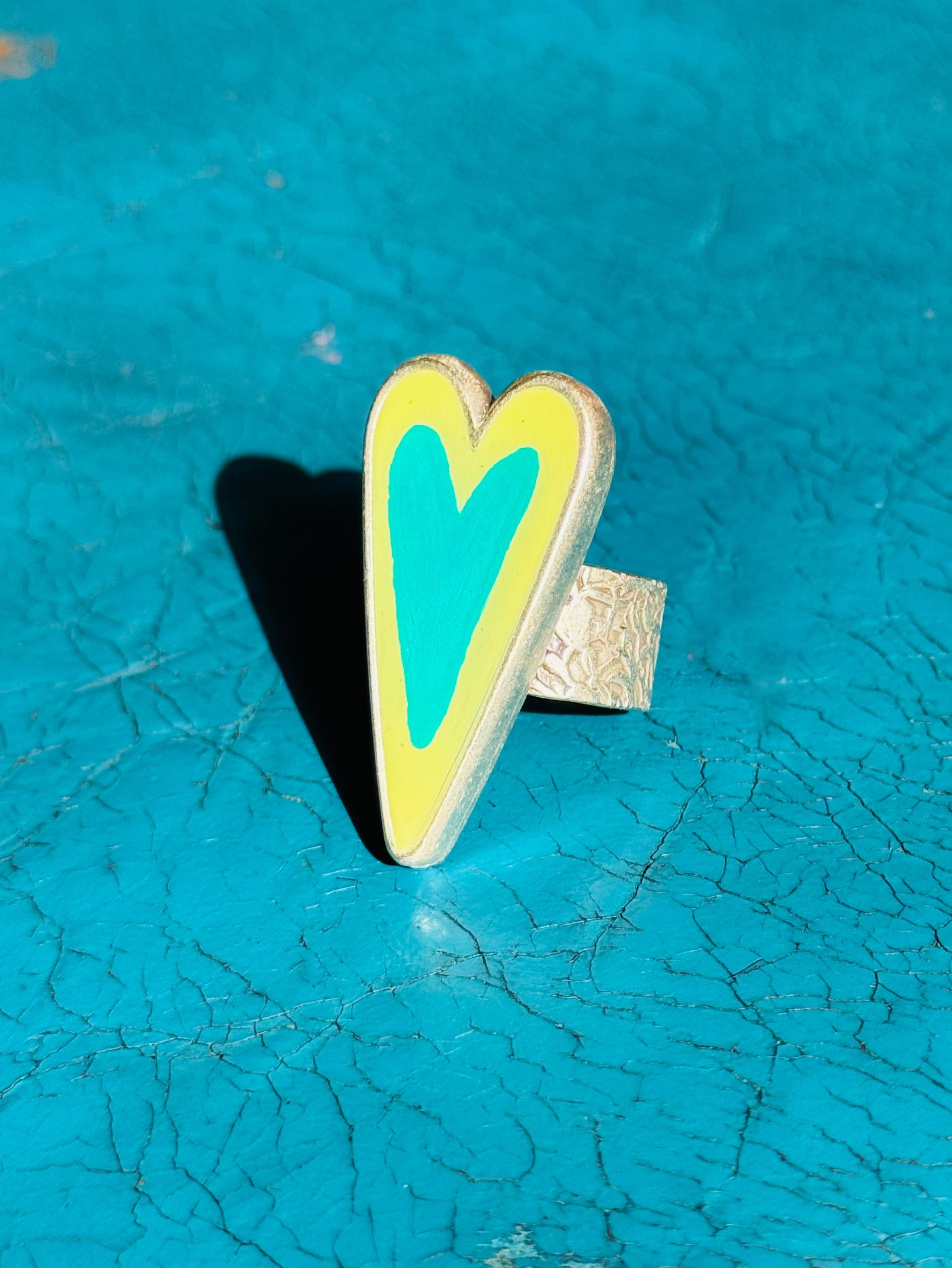 Medium Heart Ring Silver