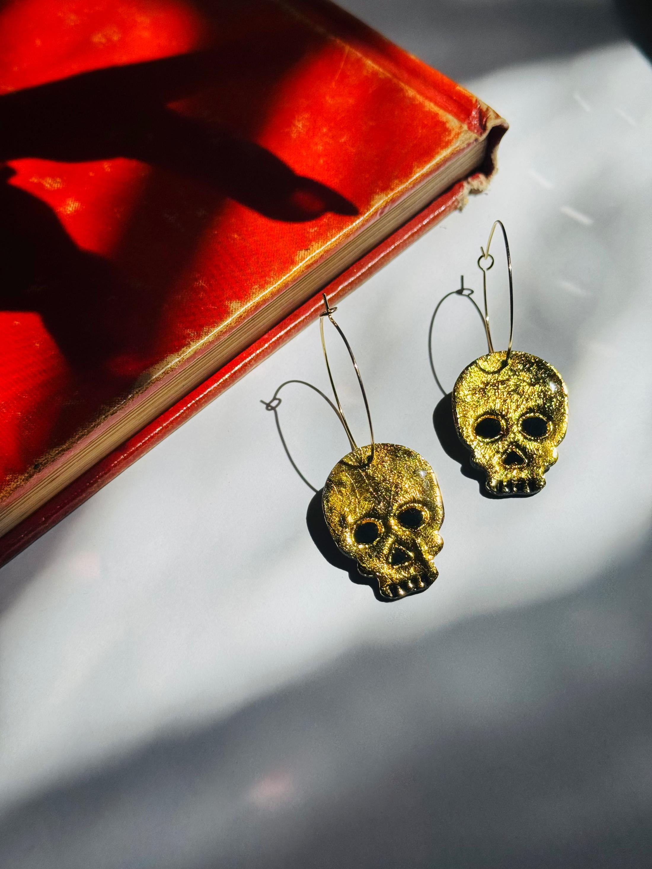 Hoop Hooray Gold Skulls