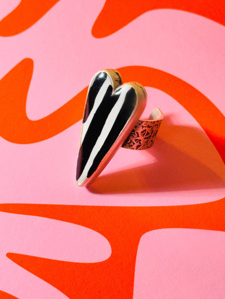 Black & White Stripes Heart Ring